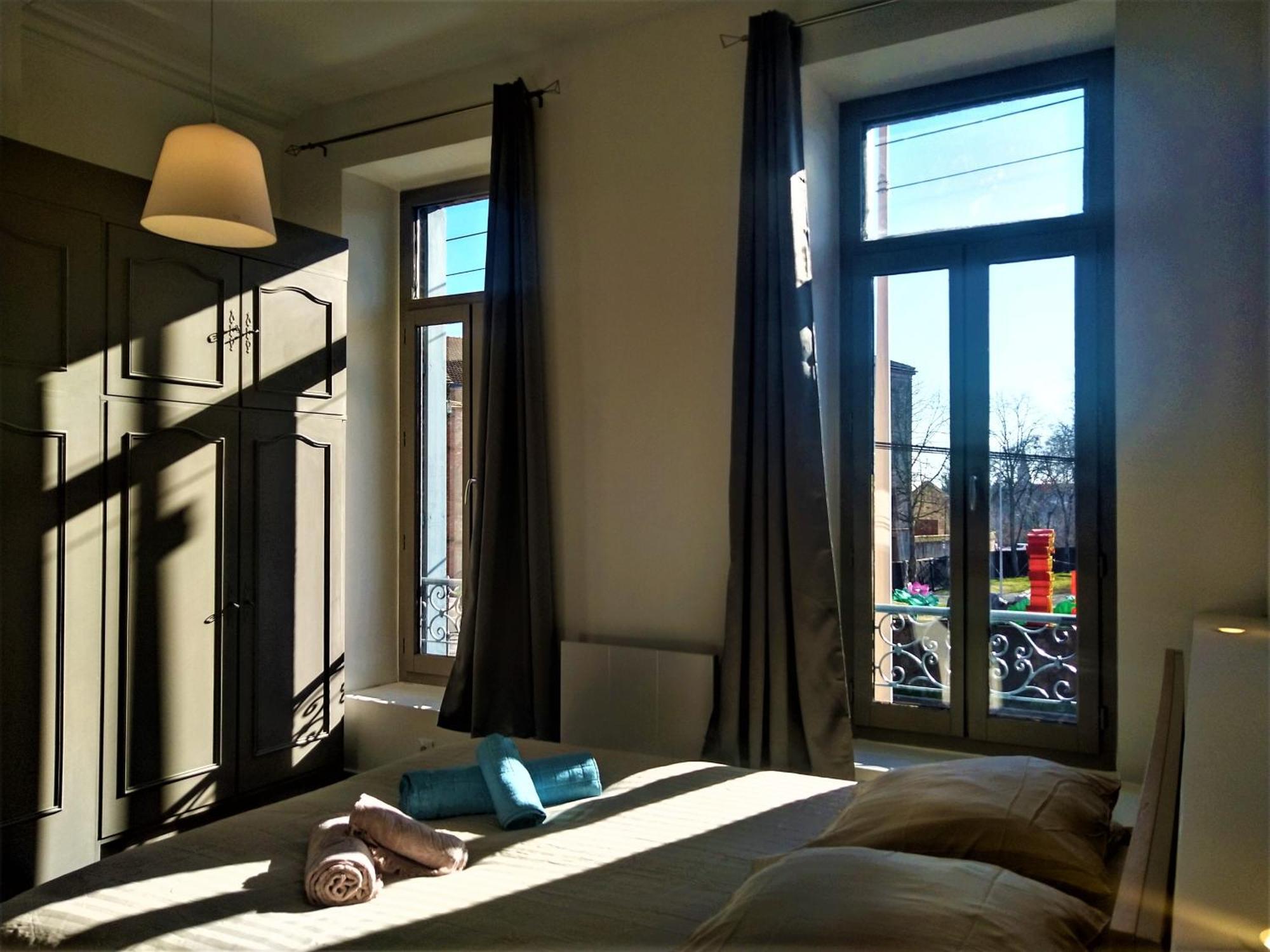 Le Cours Foucault - 3 Appartements - 8 Couchages Montauban Exterior photo